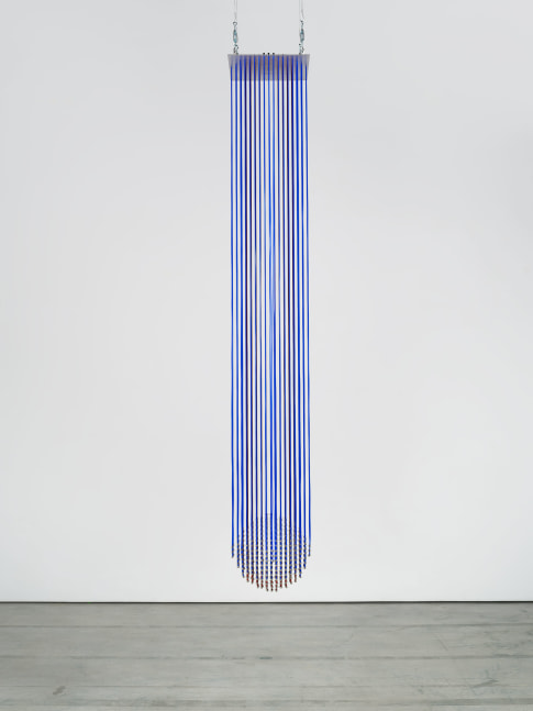 Eva LeWitt
Untitled (17), 2022
Silicone and metal beads
110 x 16 x 16 inches
(279.4 x 40.6 x 40.6 cm)
Image courtesy of VI, VII, Oslo