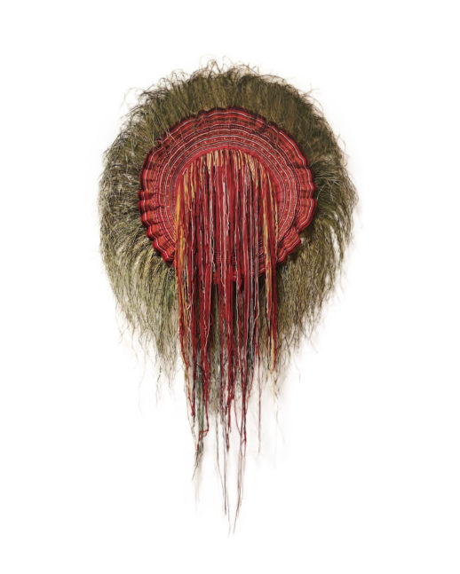 Guovssahasgoahti (northern light uterus), 2023
Traditionally prepared shoe grass, traditional holbi from the Guovdageaidnu g&amp;aacute;kti (traditional S&amp;aacute;mi garment), wool yarn, metal mesh