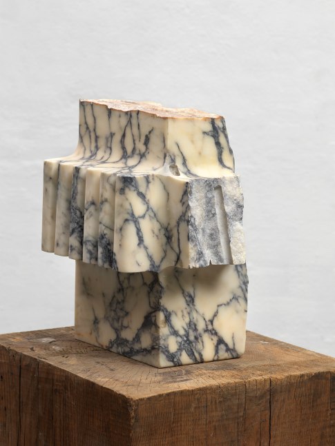 Minoru Niizuma (1930 &amp;ndash;1998)

Unknown, c.1986

Italian Paonazzo marble

19.5 x 13.5 x 11.75 inches

49.5 x 34.3 x 29.8 cm