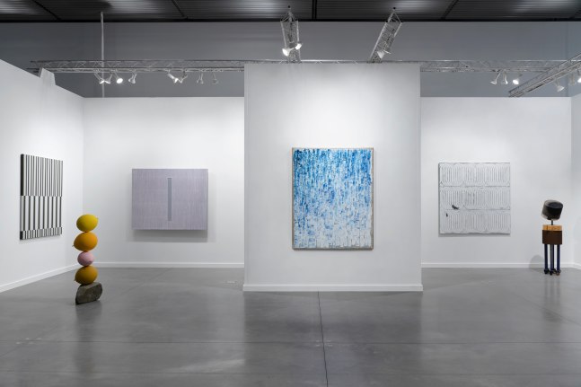 Installation view of Frieze New York 2021 (BOOTH A9). Photo&amp;nbsp;&amp;copy; Hyunjung Rhee