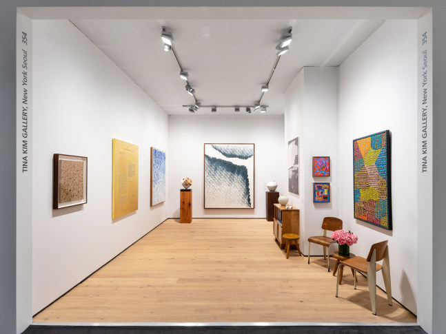 Installation view of Tina Kim Gallery, TEFAF New York | Booth 354 (May 12-16, 2023) at Park Avenue Armory. Courtesy of Tina Kim Gallery. Photo by Charles Roussel.