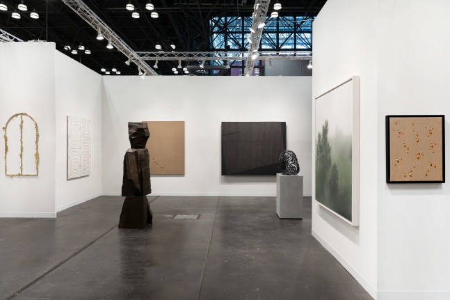Installation view of The Armory Show 2021 (Booth 302). Photo&amp;nbsp;&amp;copy; Hyunjung Rhee