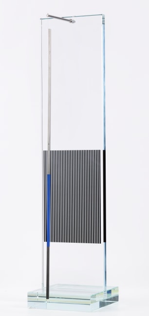 Jes&amp;uacute;s Rafael Soto

Estela,&amp;nbsp;2004

Plexiglass and metallic bars

70 x 17 x 17 cm
27 19/34 x 6 88/127 x 6 88/127 in

Edition 24 of 30