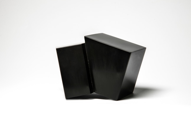 Sergio Camargo

Untitled (#623 b), 1980 - 1990

Belgian black

7 x 13 x 7 cm
2 3/4 x 5 x 2 3/4 in

&amp;nbsp;