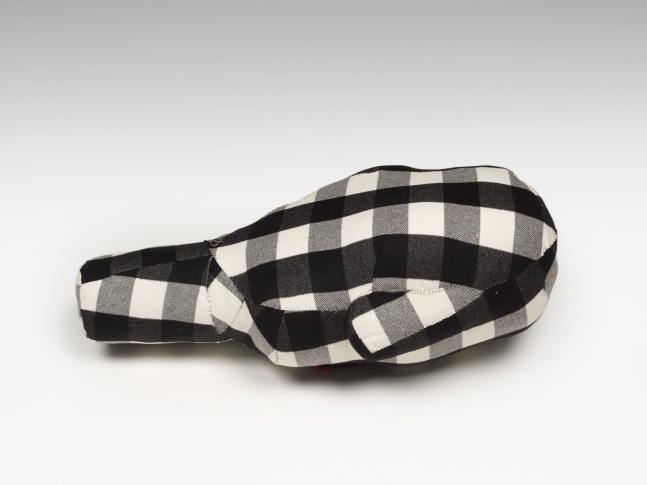 &amp;ldquo;Traum (kariert) (Dream [Checkered])&amp;rdquo;, 2022&amp;nbsp;
Fabric, cotton wool, cardboard&amp;nbsp;
35 1/2 x 17 3/4 x 13 3/4 inches&amp;nbsp;
90 x 45 x 35 cm&amp;nbsp;
SIMP 26&amp;nbsp;