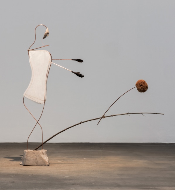 Enrico David
&amp;ldquo;Dame a L&amp;rsquo;&amp;Eacute;ponge&amp;rdquo;, 2023
Copper plated mild steel, glass sand composite, cold cast bronze, bamboo, cotton, sponge
From an edition of 3 + 1 AP
76 x 76 1/2 x 11 inches
193 x 194 x 28 cm
DAV 255/1