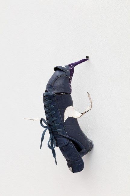 rafa esparza
Huitzilin &amp;ndash; the healer
2020
Used Nike Cortez, sock, chicken wire, baling wire, thread
14 x 5 x 12 inches (35.6 x 12.7 x 30.5 cm)

DOUBLE CLICK IMAGE&amp;nbsp;FOR MORE VIEWS