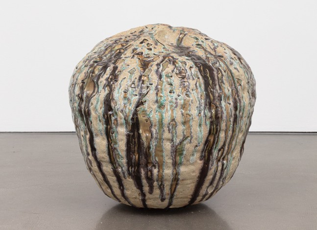 Liz Larner
Asteroid (Ceres)
2021
Ceramic, glaze
28 x 31 x 25 inches (71.1 x 78.7 x 63.5 cm)