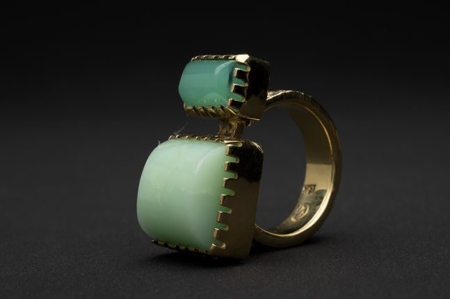 Ring, d. 2020,&amp;nbsp;double chrysophase with tufa-cast&amp;nbsp;18kt gold, size&amp;nbsp;7-1/2,&amp;nbsp;OC311-152