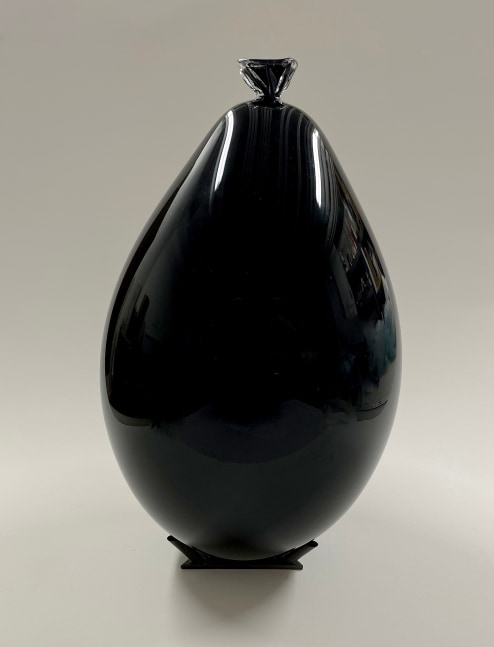 Shikeith  Black Balloon, III., 2021 glass, breath, ecstasy 11 1/2 x 6 1/2 x 6 1/2 inches