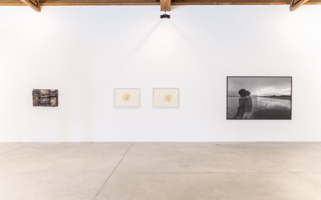 installation view of comporta, fortes d&amp;rsquo;dloia &amp;amp; gabriel + kurimanzutto, casa da cultura da comporta, potugal, 2023