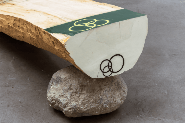 esculturas pendientes, kurimanzutto, ciudad de m&amp;eacute;xico, 2019