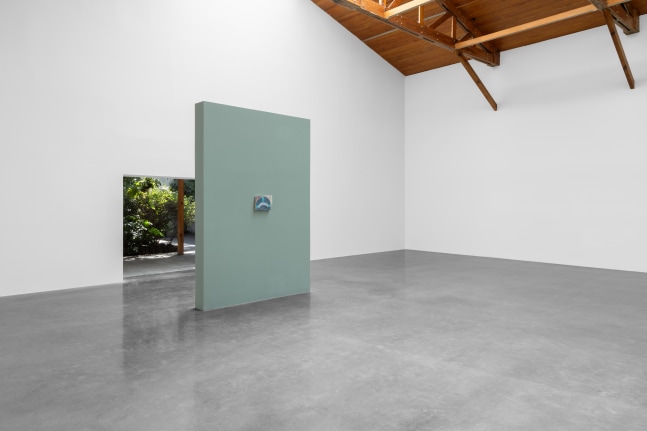 installation view anri sala, kurimanzutto mexico city, 2025. photo: gerardo landa &amp;amp; eduardo l&amp;oacute;pez.


&amp;nbsp;
