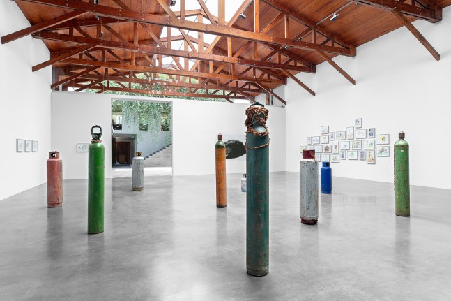 vista de instalaci&amp;oacute;n el placer despu&amp;eacute;s, kurimanzutto, ciudad de m&amp;eacute;xico, 2019. foto: gerardo landa estudio