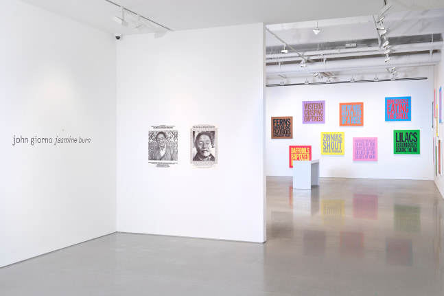 vista de instalaci&amp;oacute;n de&amp;nbsp;john giorno: jasmine burn, kurimanzutto nueva york, 2024. foto: zach hyman&amp;nbsp;
