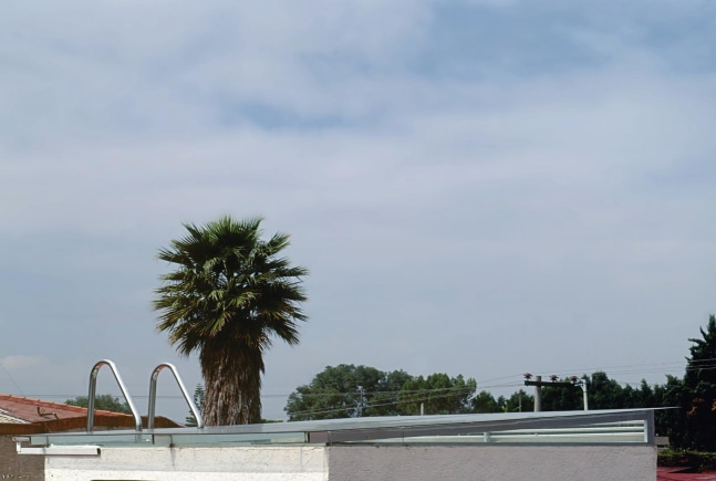 alberca para muro, 1999

plastic, paper mache, plaster, polyurethane, venice mosaic

&amp;nbsp;