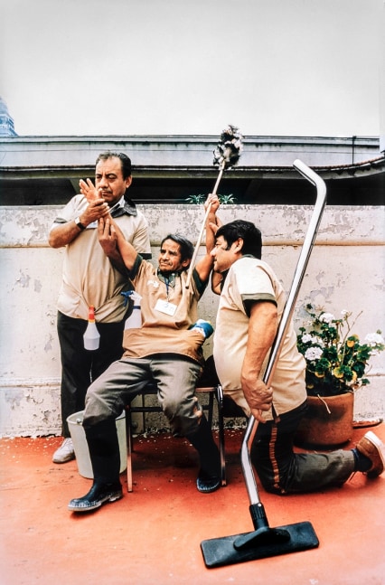 empleado del mes #1, 1998 impresi&amp;oacute;n digital 55.12 x 36.85 in.