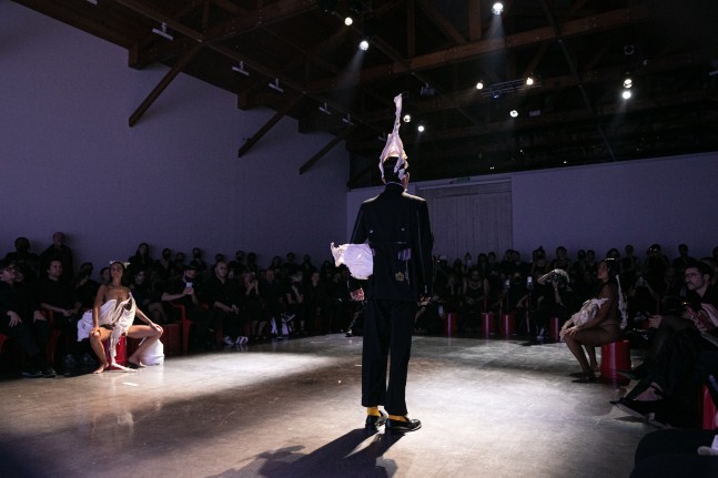 b&amp;aacute;rbara s&amp;aacute;nchez kane, s&amp;aacute;nchezkaneismo, kurimanzutto, mexico city, 2022. photo: gerardo maldonado