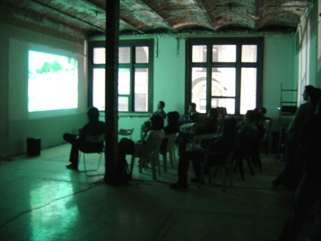 	tr&amp;aacute;fago, 5 de mayo 18, ciudad de m&amp;eacute;xico, 2004