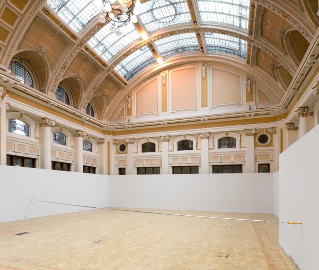 spanner (stretcher-loiterer), 2008

chromed brass pipe, stretcher, rubber wire rope, painted metal rings

&amp;nbsp;

variable&amp;nbsp;dimensions

&amp;nbsp;