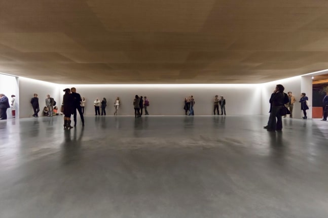 	compass, kurimanzutto, ciudad de m&amp;eacute;xico, m&amp;eacute;xico, 2010