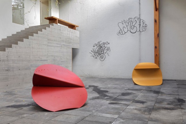 	installation view of&amp;nbsp;xyla&amp;ntilde;ynu. taller de los viernes, kurimanzutto, mexico city, 2016	&amp;nbsp;