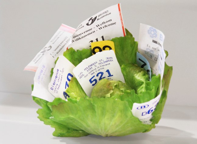 waiting stub lettuce, 2004
plastic lettuce, waiting (turn) stubs
variable&amp;nbsp;dimensions&amp;nbsp;

&amp;nbsp;

&amp;nbsp;