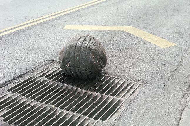 piedra que cede,&amp;nbsp;1992

impresi&amp;oacute;n digital

36.8 x 39.4 x 40.6 cm

&amp;nbsp;