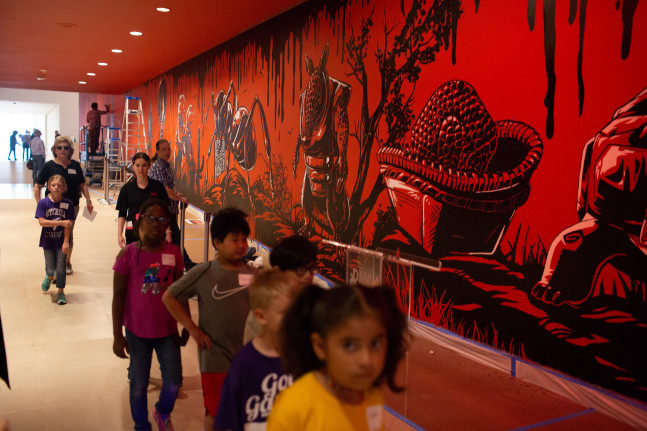 fine lands, 2018

pintura acr&amp;iacute;lica sobre muro

dimensiones variables

vista de instalaci&amp;oacute;n de&amp;nbsp;fine lands,&amp;nbsp;dallas museum of art, texas, 2018