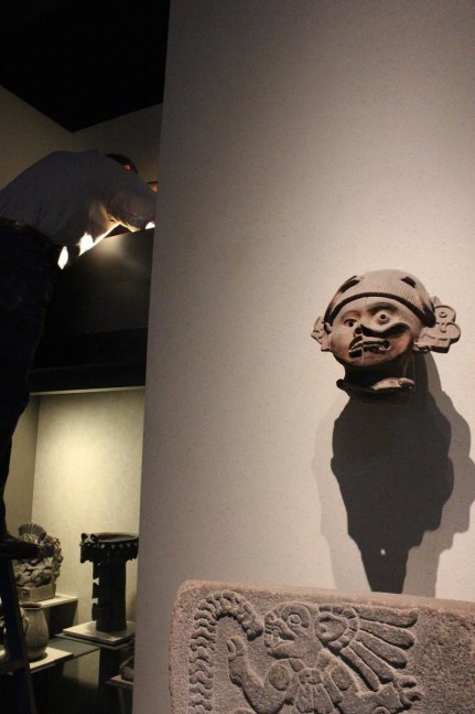 notas para la destrucci&amp;oacute;n del museo de antropolog&amp;iacute;a (iluminaci&amp;oacute;n), 2014

impresi&amp;oacute;n digital sobre papel de algod&amp;oacute;n

33.33 x 50 cm

&amp;nbsp;

&amp;nbsp;