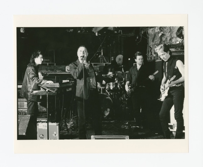 john giorno band en cbgb&amp;#39;s. nueva york, estados unidos, diciembre 9 1986. foto: kate simon