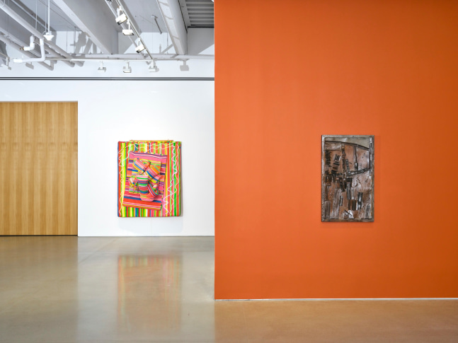 Marta Minuj&iacute;n: Making a Presence