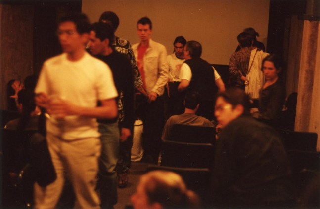 	permanencia voluntaria, 2000