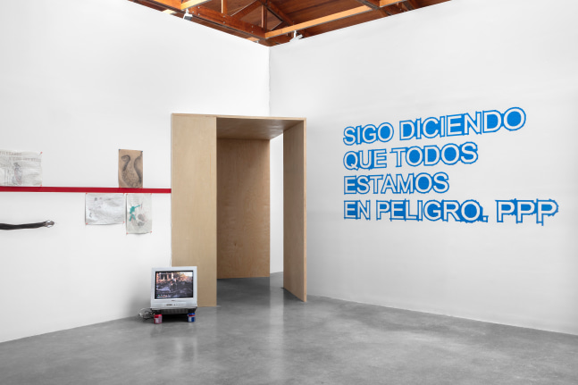 daniel guzm&amp;aacute;n,&amp;nbsp;el hombre que deber&amp;iacute;a estar muerto: p.p.p. (siembra 24), kurimanzutto, mexico city, 2021