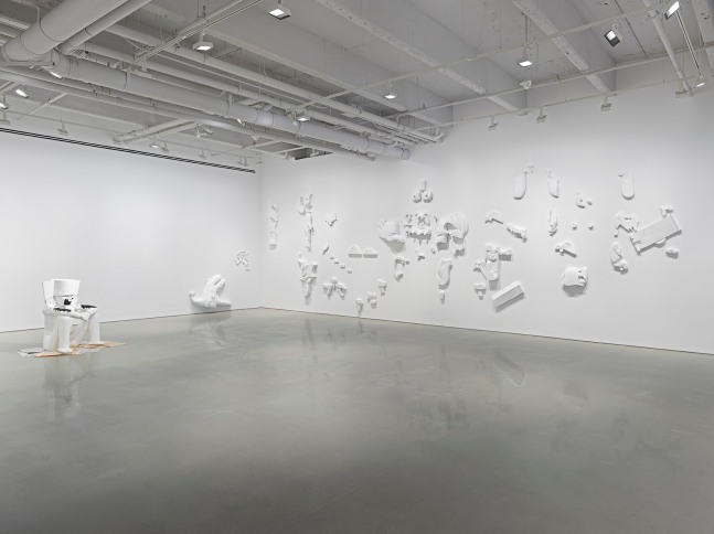 minerva cuevas, in gods we trust, kurimanzutto new york, 2023