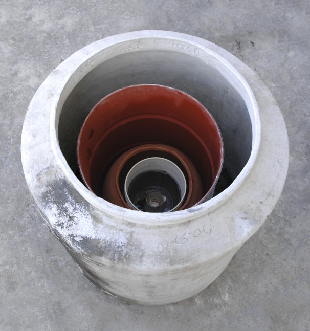 matryoshka, 2001

cement tank, iron tank, earthenware jar, plastic dish, aluminium dish, porcelain jar, crystal glass, water

47.24 in. high,&amp;nbsp;39.37 in.&amp;nbsp;diameter

&amp;nbsp;