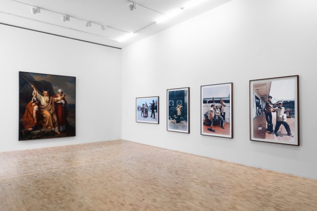 vista de instalaci&amp;oacute;n materia est&amp;eacute;tica disponible, museo tamayo, 2022. foto: gerardo landa estudio