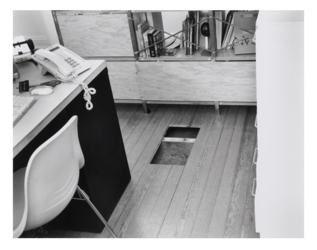 	quince rechinidos menos, kurimanzutto, ciudad de m&amp;eacute;xico, 2004