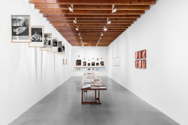 installation view of i&amp;ntilde;aki bonillas: interiors at kurimanzutto mexico city, 2024. photo: gerardo landa