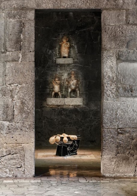 	sarah lucas,&amp;nbsp;nuds, 2012