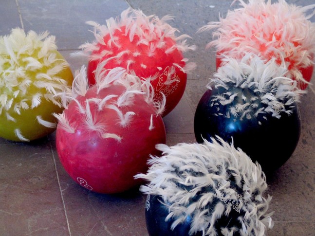 	elephant juice, sexo entre amigos, abraham cruzvillegas, restaurante los manantiales, xochimilco, ciudad de m&amp;eacute;xico, 2003