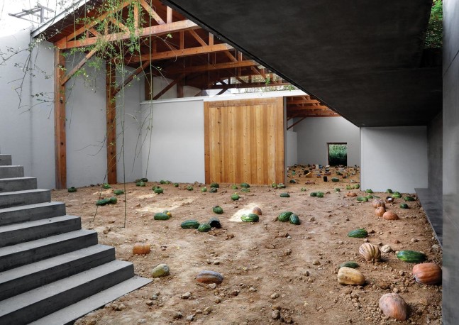 	los teatros de saturno, kurimanzutto, ciudad de m&amp;eacute;xico, 2014