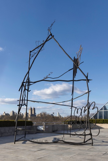 vistas de instalaci&amp;oacute;n de the roof garden commission: petrit halilaj, abetare, 2024. cortes&amp;iacute;a del artista; chert l&amp;uuml;dde, berl&amp;iacute;n; kurimanzutto, ciudad de m&amp;eacute;xico / nueva york; mennour, par&amp;iacute;s. cr&amp;eacute;dito de la imagen: the metropolitan museum of art. foto: hyla skopitz⁠