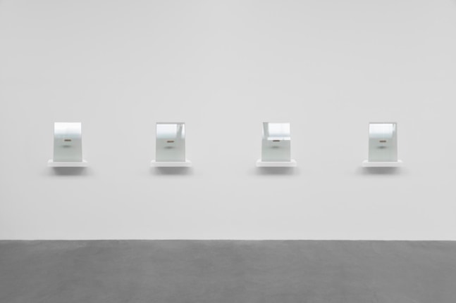 harmonic variations, 2013

set of four pieces of glass and harmonicas

&amp;nbsp;