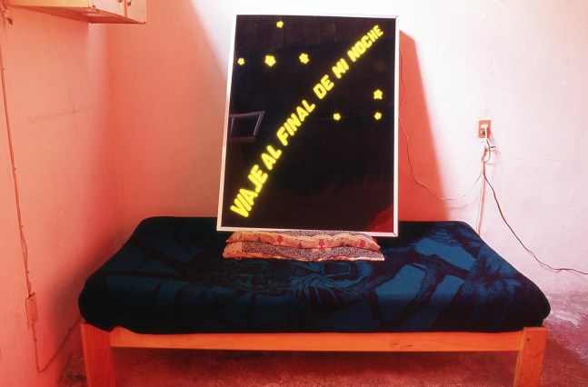 	sleeping on the roof, carlos b. zetina 127, ciudad de m&amp;eacute;xico, 2002