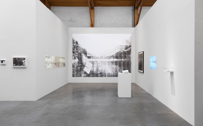 	estrella distante, kurimanzutto, mexico city, 2011