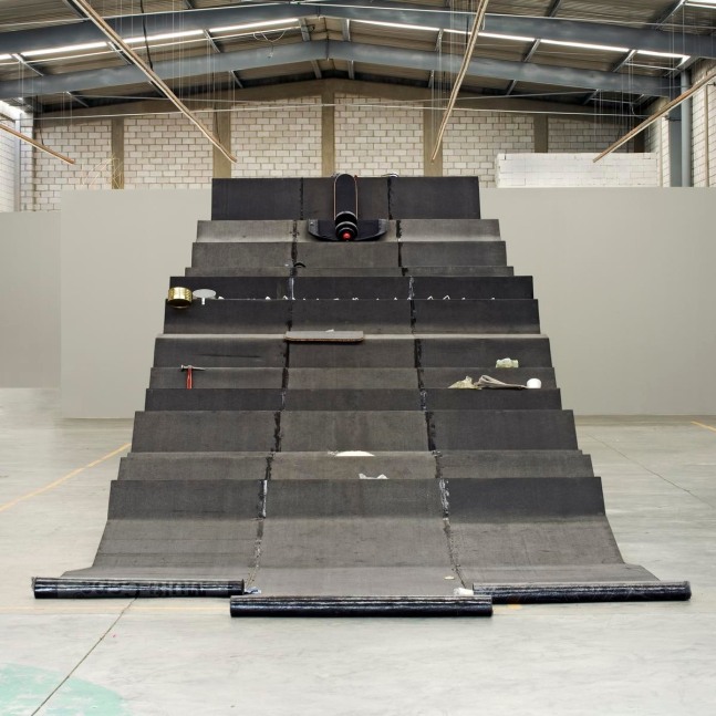 	reforma fiscal, kurimanzutto, mexico city, 2007