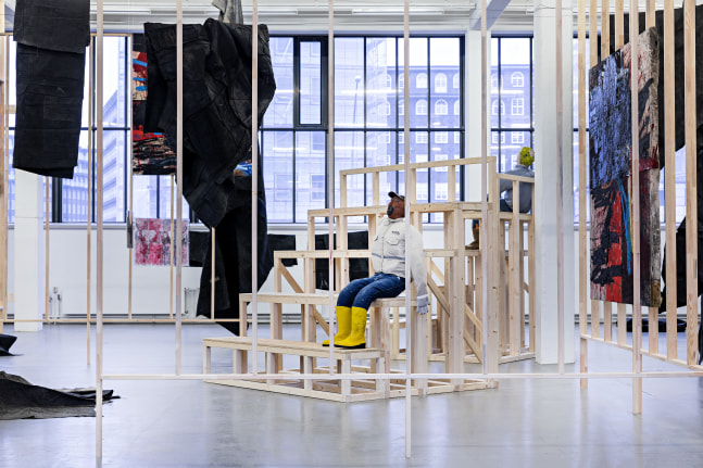 vista de instalaci&amp;oacute;n oscar murillo: horizontal darkness in search of solidarity, kunstverein hamburg, 2019. foto: fred dott. cortes&amp;iacute; del artista y kunstverein en hamburgo


&amp;nbsp;
