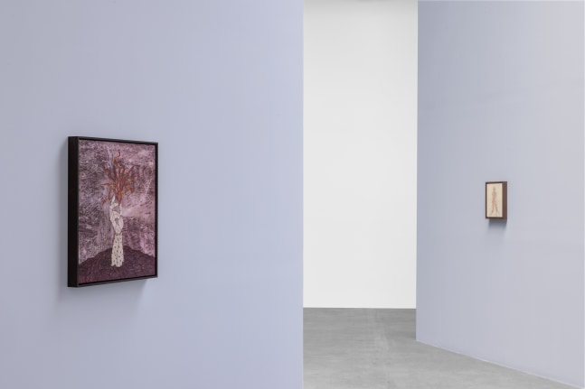 vista de instalaci&amp;oacute;n&amp;nbsp;felipe baeza: sentir un entonces y un all&amp;iacute;, kurimanzutto ciudad de m&amp;eacute;xico, 2025. foto: gerardo landa