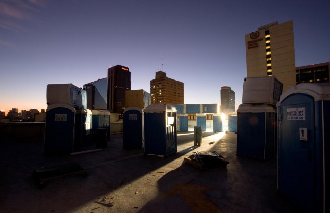 	solsticio de oto&amp;ntilde;o, ciudad de m&amp;eacute;xico, 2006